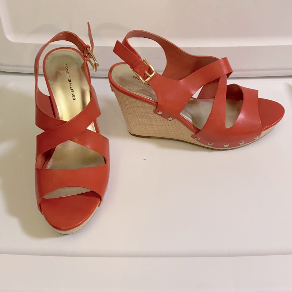 Ss 8 Tommy Hilfiger wedges
